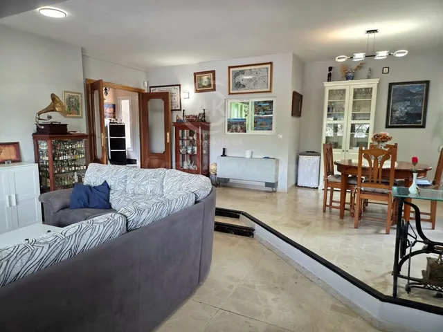 Chalet Independiente en Olias Del Rey — 8