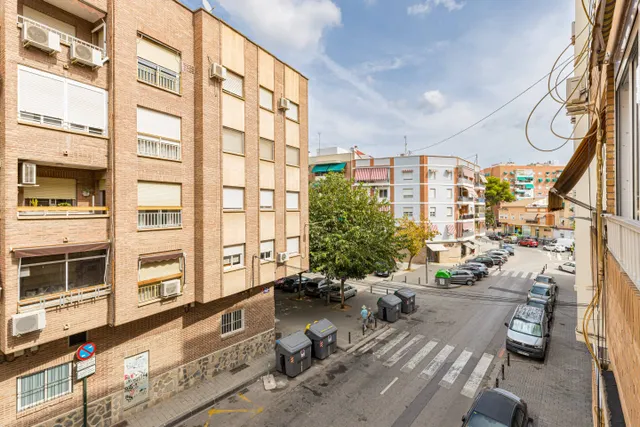 PISAZO DE 4 DORMITORIOS EN EL BARRIO DEL CARMEN, CON GARAJE Y TRASTERO — 20