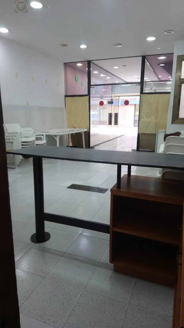 Local en Alquiler con todo el equipamiento — 10