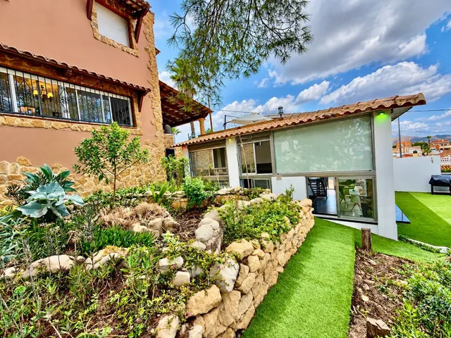 Villa 6 habitaciones 276m² en venta - Comunidad valenciana — 17