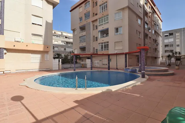 Piso 2 habitaciones 79m² en venta - Pueblo — 14