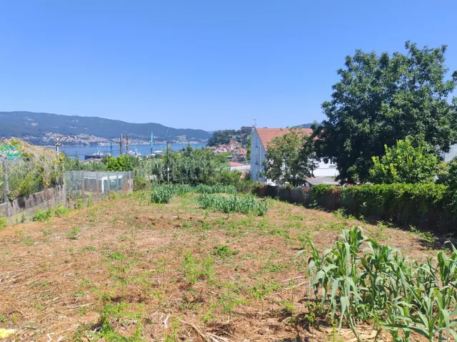 Terreno Urbano de 675 m2 en Teis con vistas al mar - foto 4