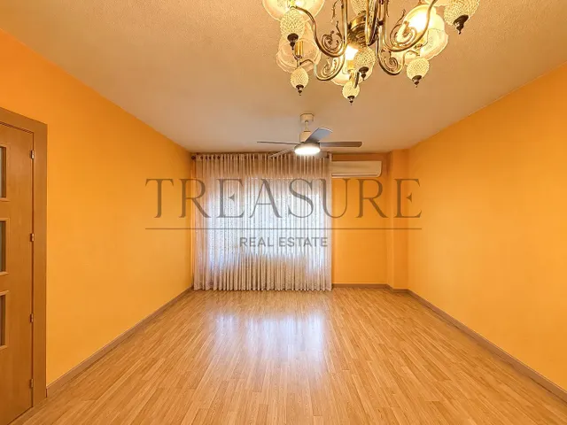 Chalet pareado reformado con garaje y cuatro dormitorios en Cabezo de Torres — 16