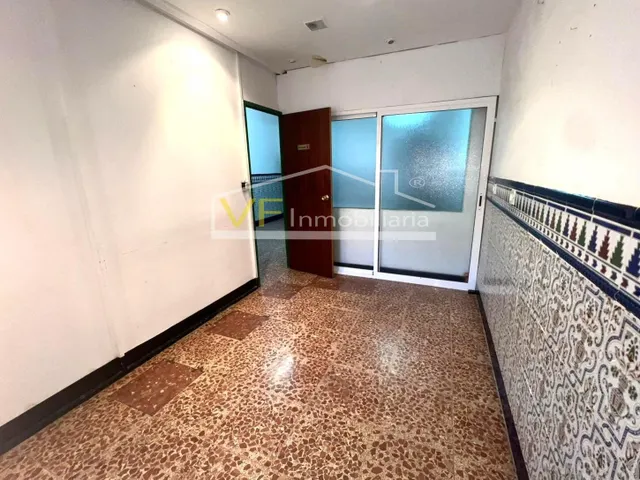 ¡Estupendo local en Olletas! — 17