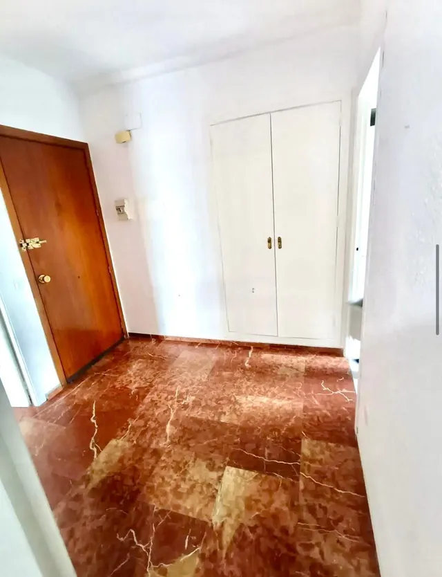 GRAN PISO CON PISCINA EN PONIENTE!! - foto 5