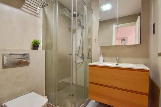VIVIENDA REFORMADA EN EL CENTRO DE VALENCIA — 19