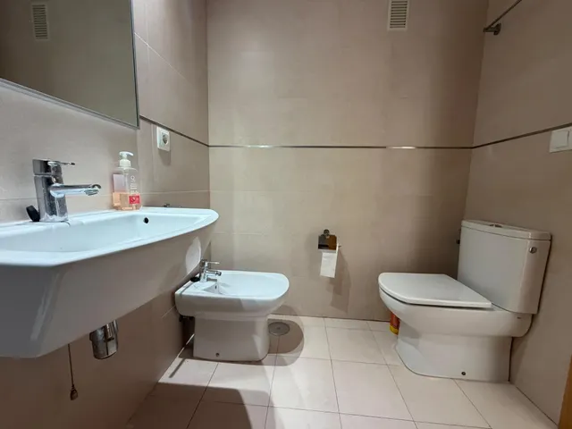 Lujo Elegante apartamento en Benidorm con vistas y piscina — 25
