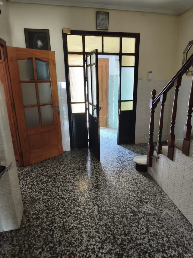 CASA EN EL CENTRO CON PATIO — 15