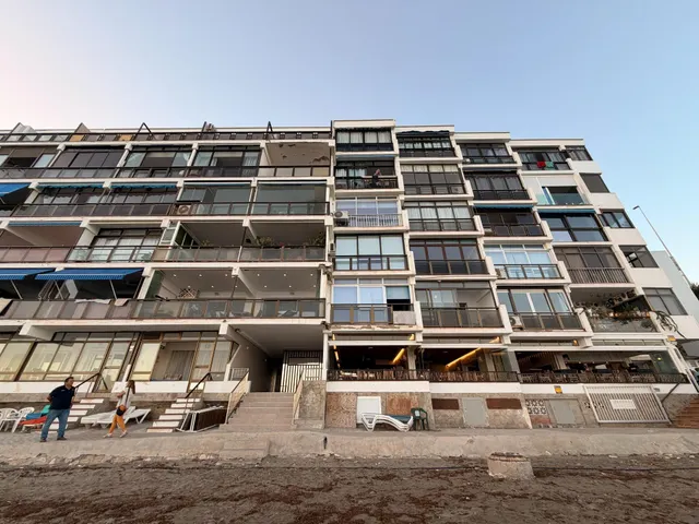 Apartamento vacacional en primera linea playa — 17
