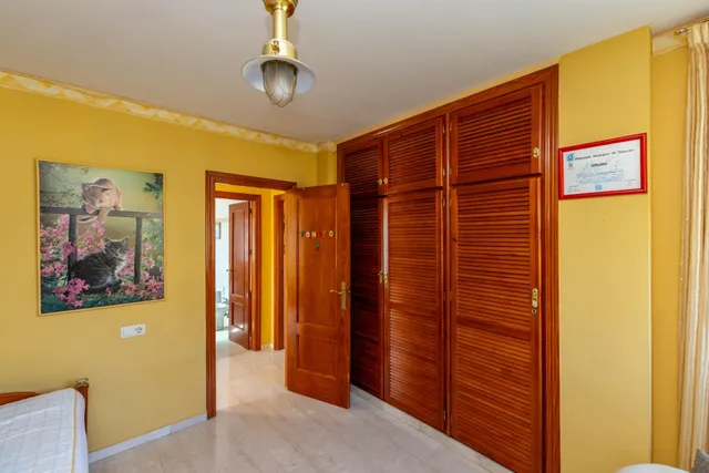 CHALET INDEPENDIENTE CON PISCINA PRIVADA, JARDÍN Y GARAJE EN MONACHIL — 42