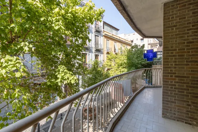 La amplitud que buscas, en el corazón de Granada — 32