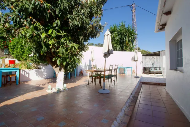 Chalet 4 habitaciones 263m² en venta - Costa del Sol — 38