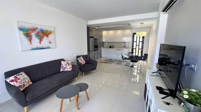APARTAMENTO DE 2 DORMITORIOS Y 2 BAÑOS EN MIL PALMERAS (PILAR DE HORADADA) — 2