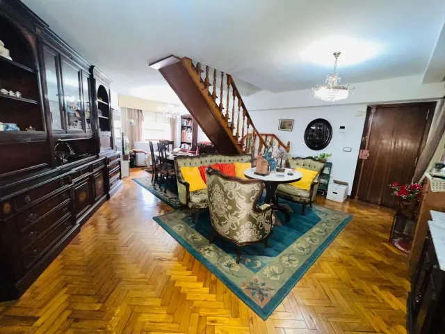 DUPLEX CENTRICO CON GARAJE Y SERVICIO DE PORTERIA — 2