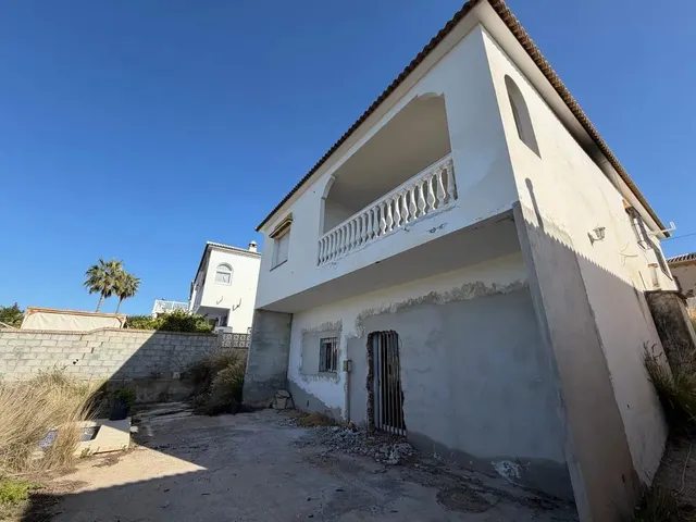 Venta de Chalet independiente en Alcaucín, Málaga. — 31