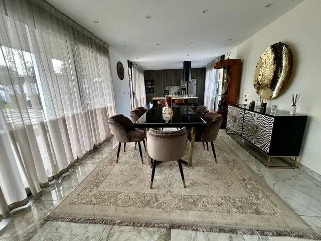 Villa 3 habitaciones 241m² en venta - La siesta — 11