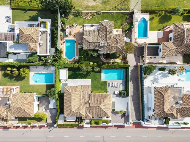 Chalet 5 habitaciones 306m² en venta - Marbella — 38