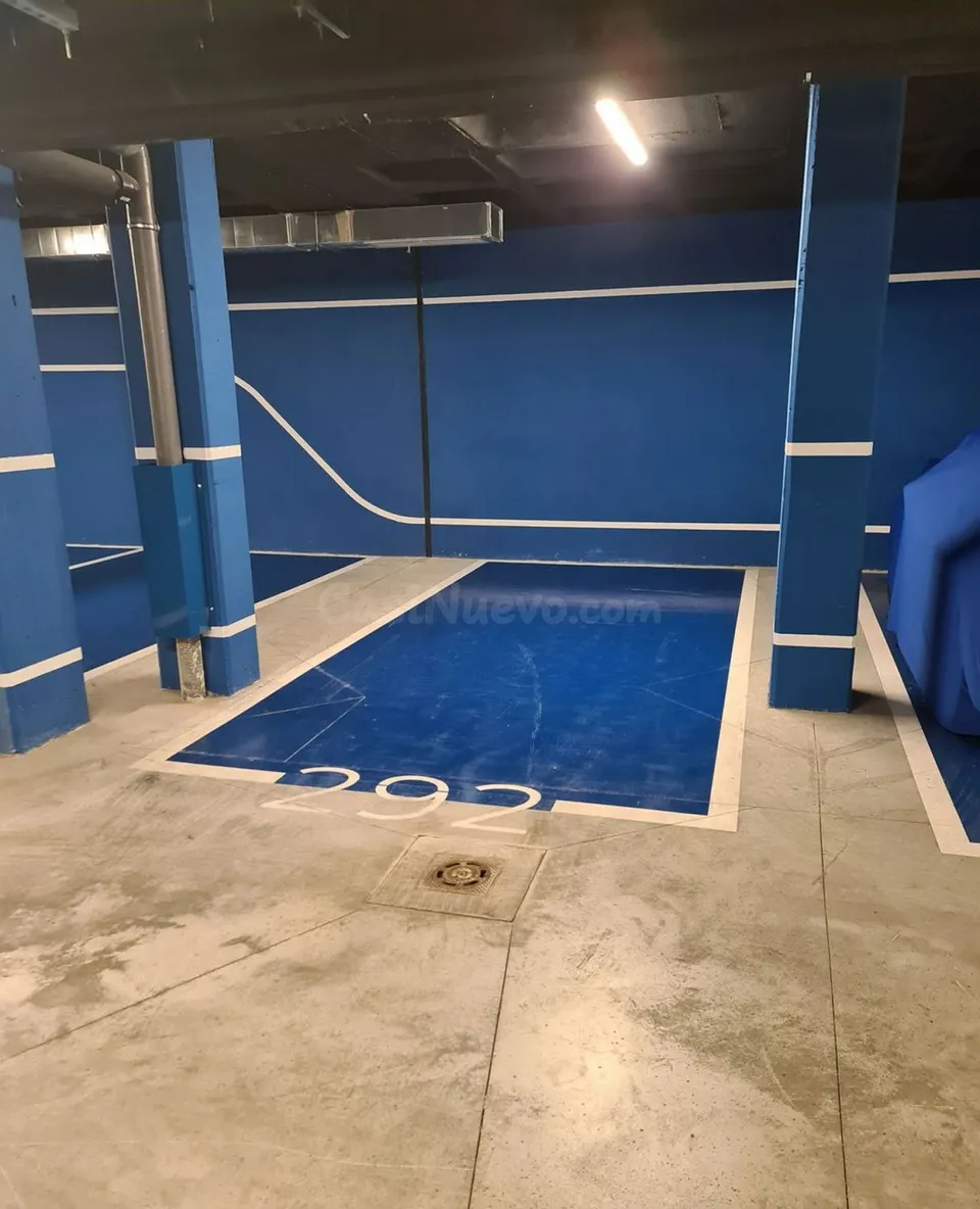 Garaje 12m² en alquiler - Arganzuela