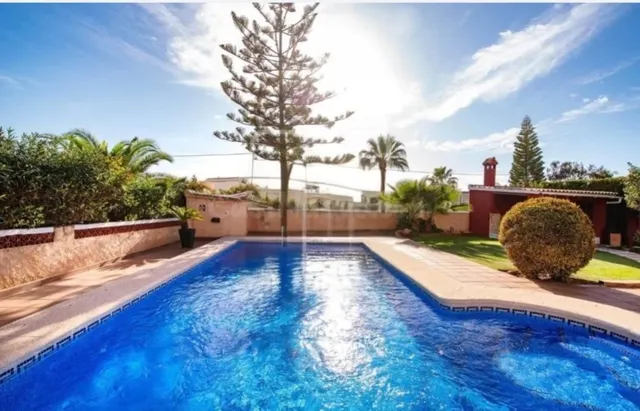 Espectacular Villa con Vistas al Mediterráneo, Piscina Priva