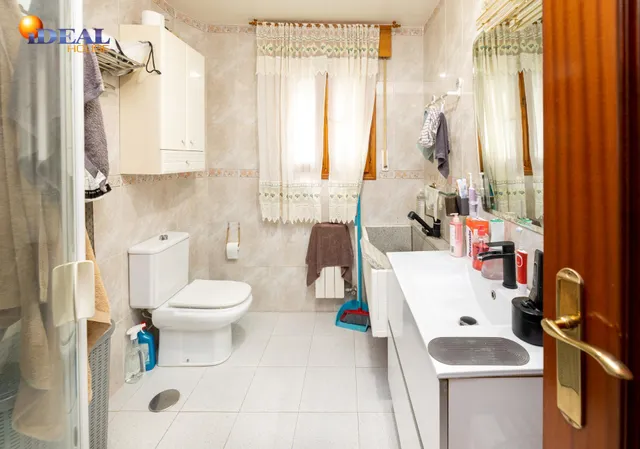 SE VENDE BONITA CASA EN CAJAR — 23