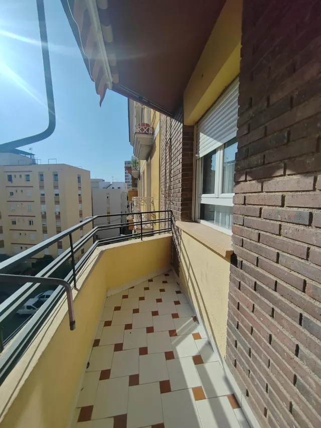 SE ALQUILA HABITACIÓN EN MILLÁN DE PRIEGO. — 4