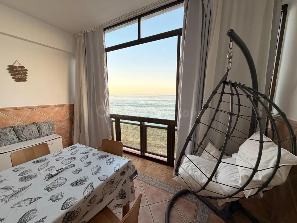 Apartamento vacacional en primera linea playa
