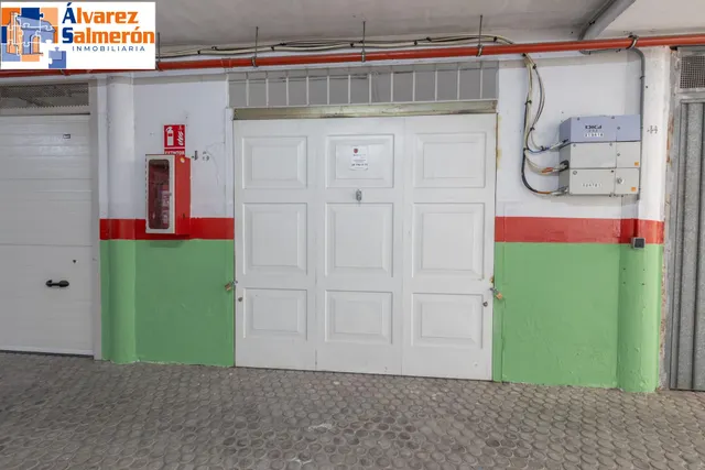 ¡exclusivo apartamento en primera linea de playa con reforma integral de alta gama! — 36