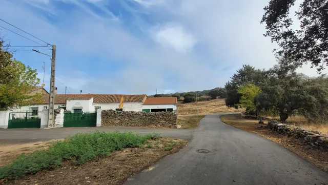¡¡¡CASA CON JARDIN EN VENTA EN FRADES DE LA SIERRA!!! — 38