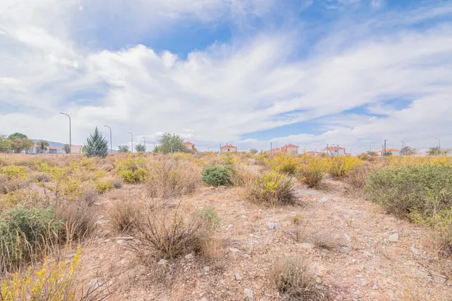 Oportunidad en venta de solar urbano en Otura — 17