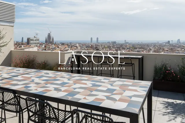 Impresionante dúplex con terraza privada en alquiler en La Salut — 12