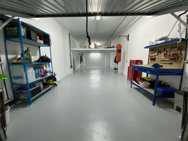 ¡Oportunidad única de garaje cerrado en planta sótano! Zona 
