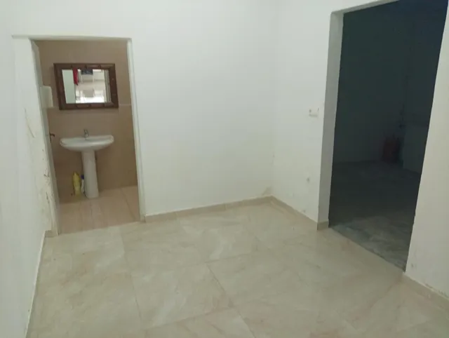 LOCAL COMERCIAL EN PUNTO DE PASO — 6