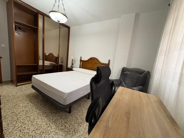 Piso 3 habitaciones 106m² en alquiler - Camino de ronda — 19