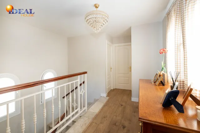 MAGNÍFICO CHALET EN URB. SUEÑOS DE CADIMA, ALHENDIN — 29