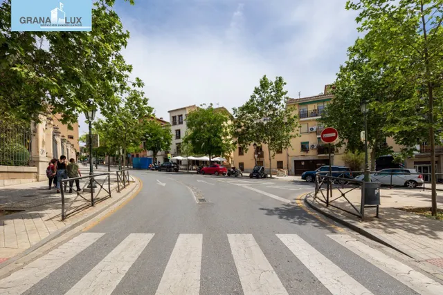 Impresionante proyecto, enclavado en una de las zonas mas exclusivas de Granada. — 25