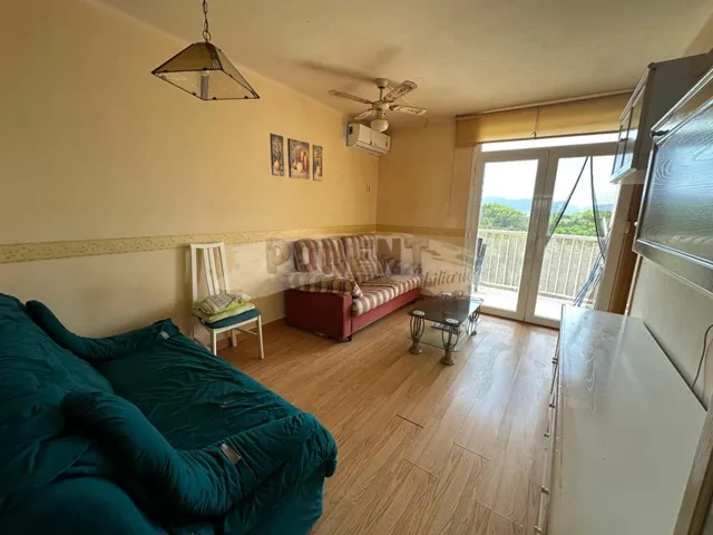 PISO DE 3 habitaciones JUNTO AL AEROPUERTO