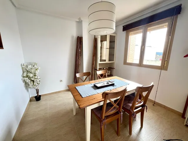 EXCLUSIVA CASA ADOSADA CON ASCENSOR Y PISCINA EN CIUDAD JARDIN — 27