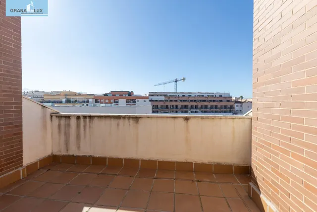 Casa Unifamiliar en Churriana de la Vega — 35