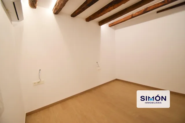 ¡Precioso Piso de 3 habitaciones acabado de reformar en Berga! — 11
