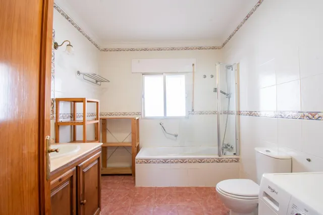 Venta de chalet en las mogarizas con 1125 metros de parcela urbano — 30