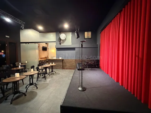 Venta de local-restaurante con licencia – espacio para ocio  - foto 4