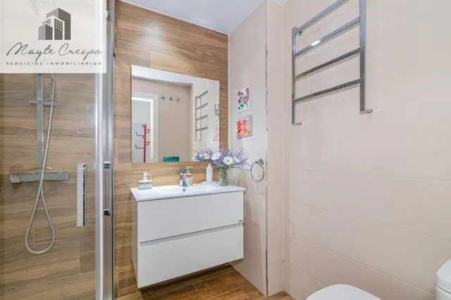Precioso duplex moderno con patio — 18