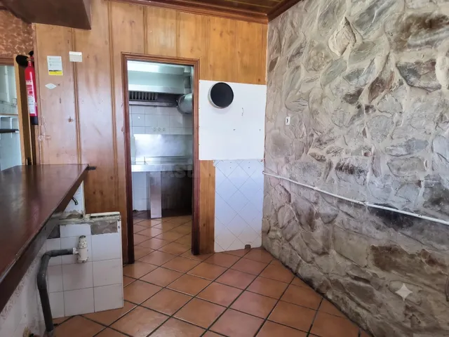 Local Comercial Estratégico frente a la Estación de Tren - foto 4