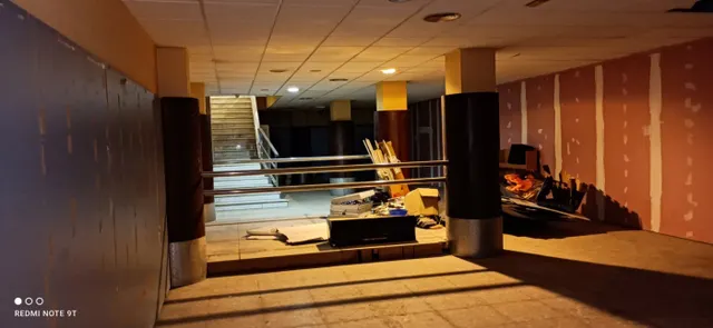 LOCAL COMERCIAL EN AVENIDA JUAN CARLOS I — 9