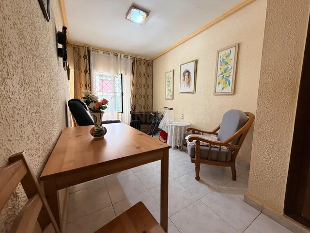Amplia planta baja en Riba-roja — 5