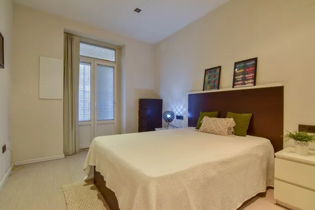 VIVIENDA REFORMADA EN EL CENTRO DE VALENCIA — 12