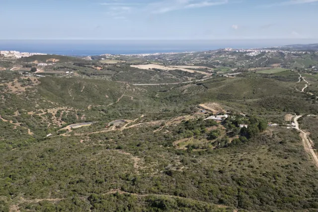 Terreno rural en venta - Doña Julia Golf - foto 2