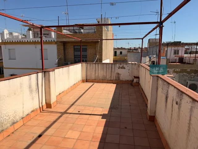 Casa a reformar en La Plata con azotea visitable — 19