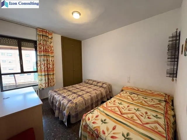Piso 4 habitaciones 139m² en venta - Estacion — 18