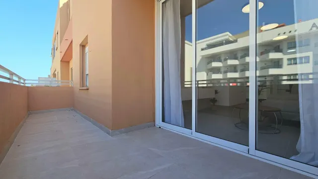 GRAN PISO EN LOS BOLICHES DE 3 DORMITORIOS A UN PASO DE LA PLAYA — 27